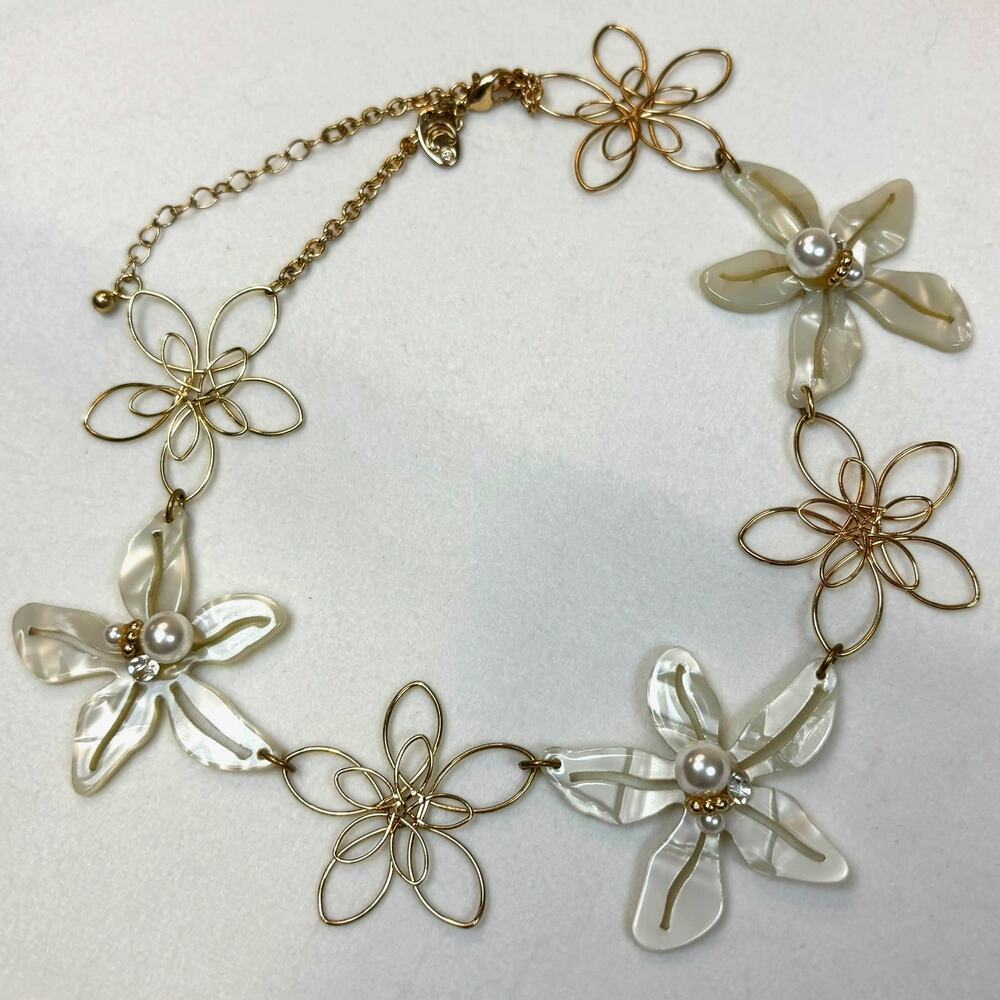 CHARMING CHARLIE Necklace Gold Tone 16" White MOP Flower Faux Pearl Rhinestone
